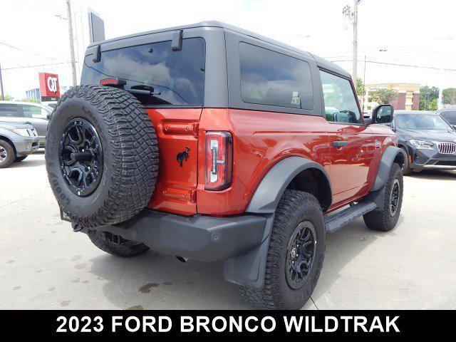 Photo of 2023 Hot Pepper Red Metallic Tinted Clearcoat Ford Bronco
