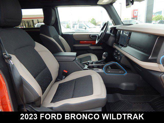 Photo of 2023 Hot Pepper Red Metallic Tinted Clearcoat Ford Bronco
