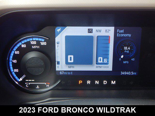 Photo of 2023 Hot Pepper Red Metallic Tinted Clearcoat Ford Bronco