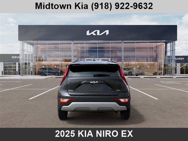 Photo of 2025 Interstellar Gray Kia Niro