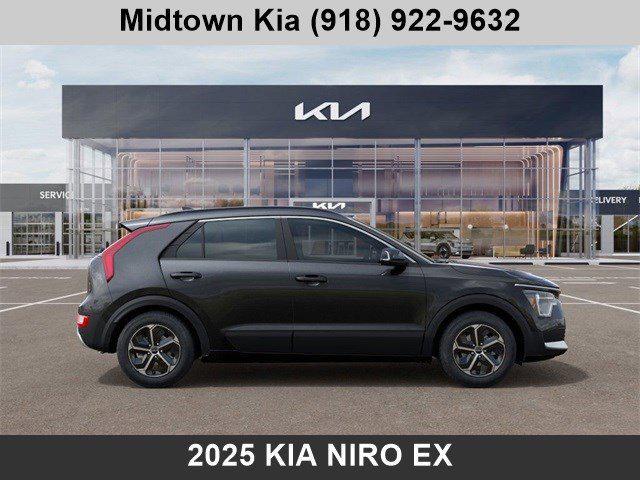 Photo of 2025 Interstellar Gray Kia Niro