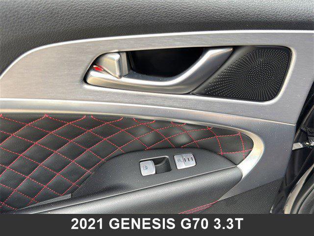 Photo of 2021 Vik Black Genesis G70