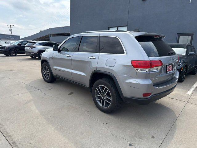 Photo of 2019 Billet Silver Metallic Clearcoat Jeep Grand Cherokee