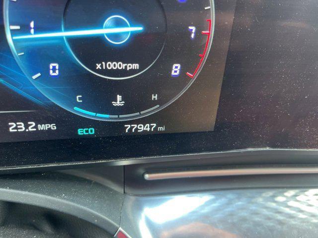Photo of 2024 Snow White Pearl Kia Carnival
