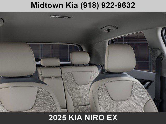 Photo of 2025 Interstellar Gray Kia Niro