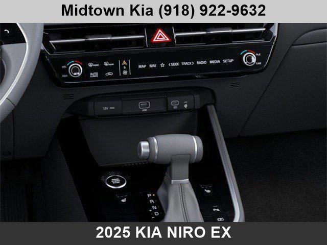 Photo of 2025 Interstellar Gray Kia Niro