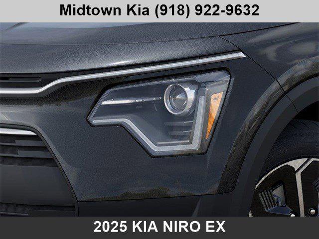 Photo of 2025 Interstellar Gray Kia Niro