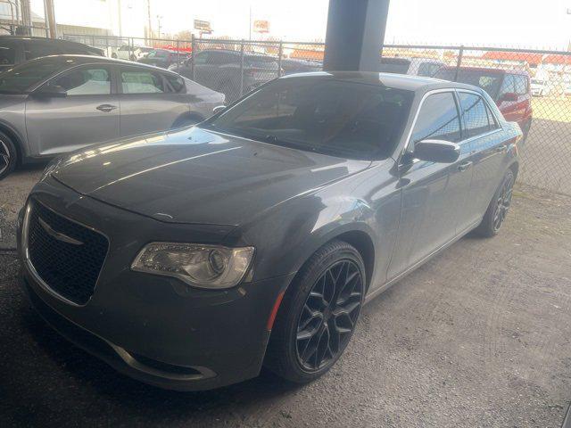 2019 Chrysler 300