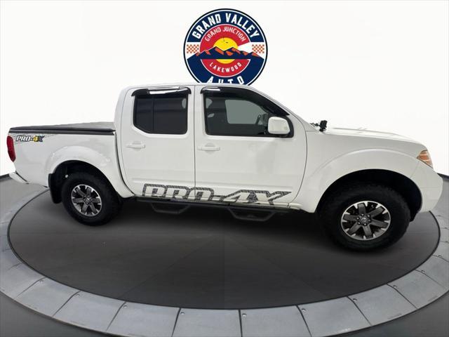 Photo of 2016 Glacier White Nissan Frontier