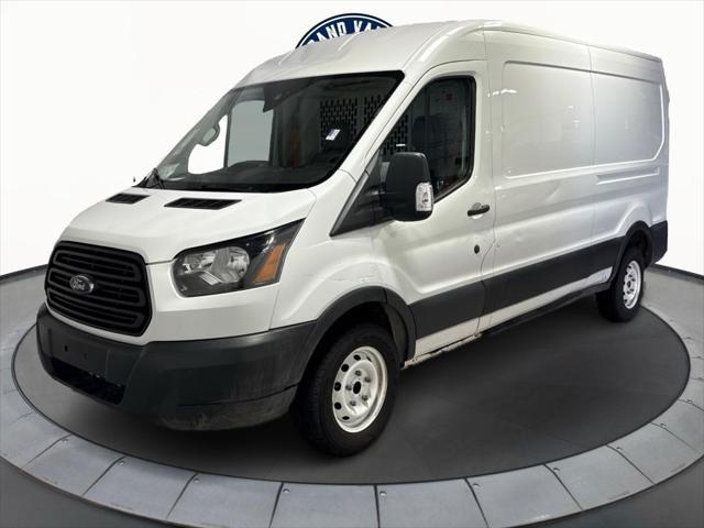 Photo of 2019 Oxford White Ford Transit-150