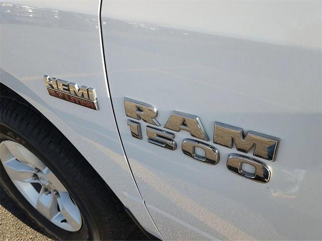 Photo of 2016 Bright White Clearcoat RAM 1500