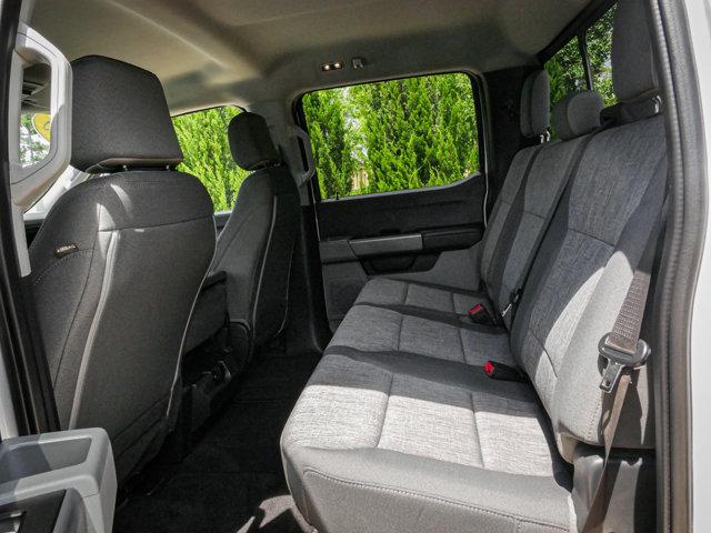 Photo of 2023 Oxford White Ford F-250