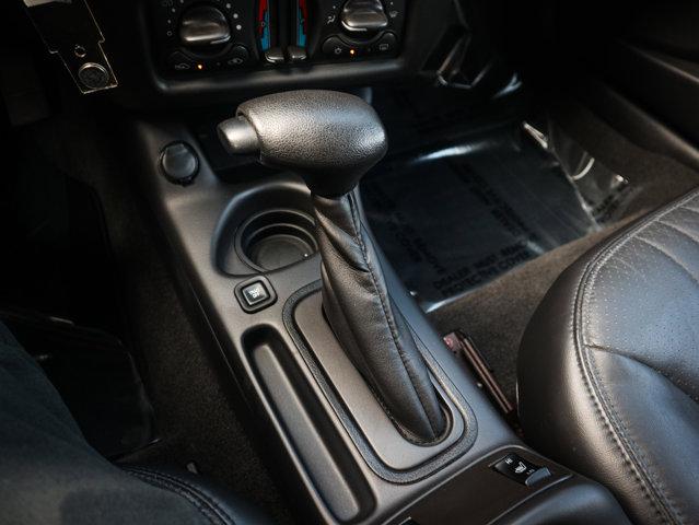 Photo of 2004 Black Chevrolet Monte Carlo
