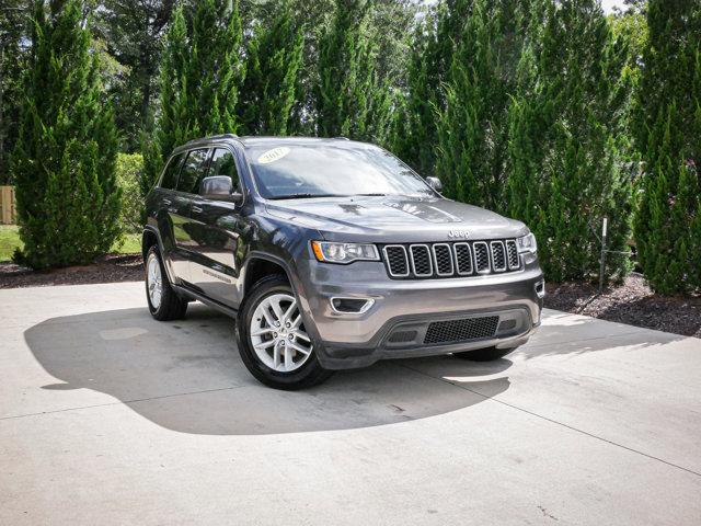 Photo of 2017 Granite Crystal Metallic Clearcoat Jeep Grand Cherokee