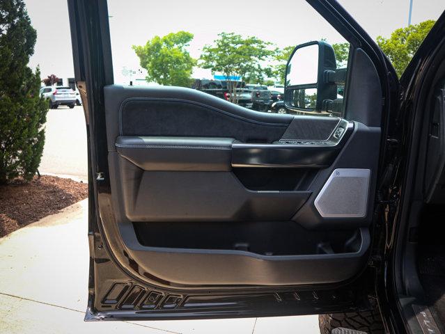 Photo of 2025 Agate Black Metallic Ford F-250