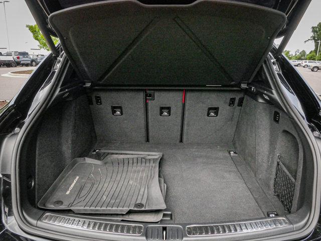 Photo of 2023 Jet Black Metallic Porsche Macan