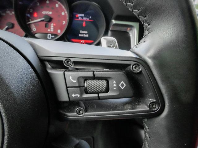Photo of 2023 Jet Black Metallic Porsche Macan