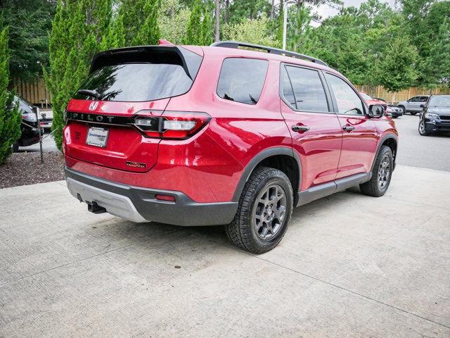 Photo of 2023 Radiant Red Metallic II Honda Pilot