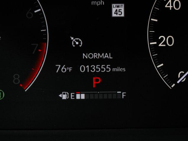 Photo of 2025 Platinum White Pearl Honda Odyssey