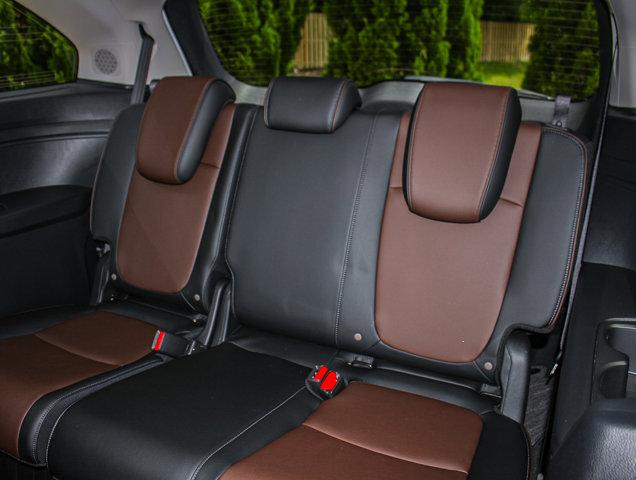 Photo of 2025 Platinum White Pearl Honda Odyssey