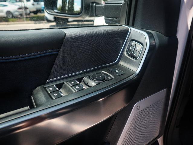 Photo of 2025 Star White Metallic Tri-Coat Ford F-450
