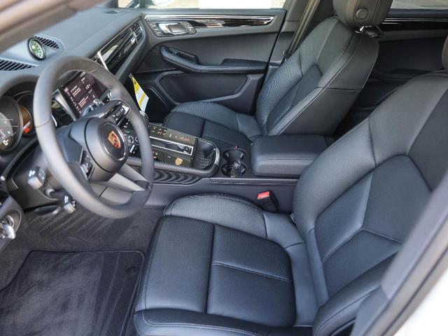 Photo of 2025 Chalk Porsche Macan