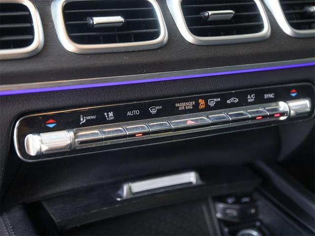 Photo of 2021 Polar White Mercedes-Benz GLE 350