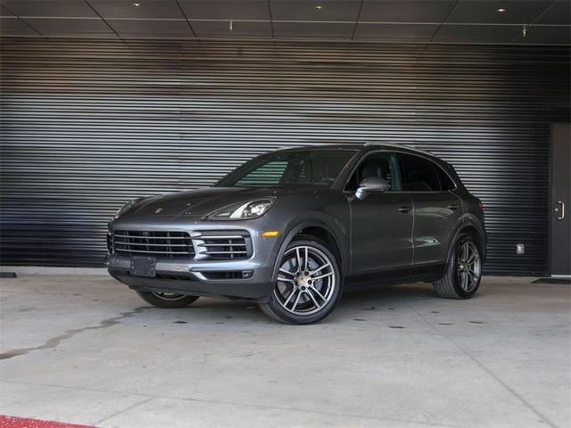 Photo of 2022 Quartzite Grey Metallic Porsche Cayenne
