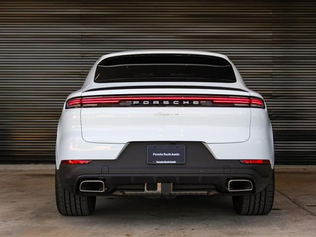 Photo of 2025 White Porsche Cayenne