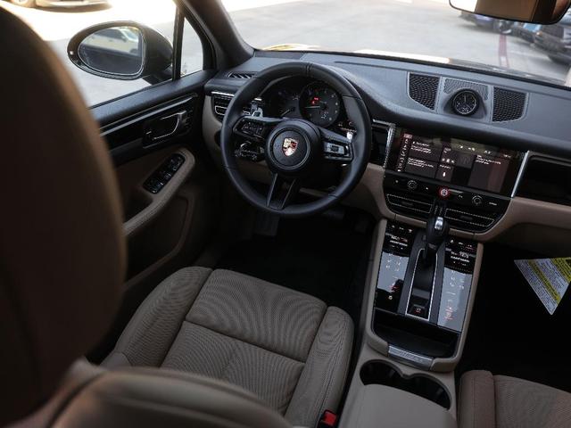 Photo of 2025 Black Porsche Macan