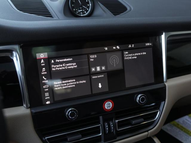 Photo of 2025 Black Porsche Macan
