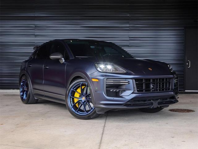 Photo of 2024 Blue Metallic Porsche Cayenne