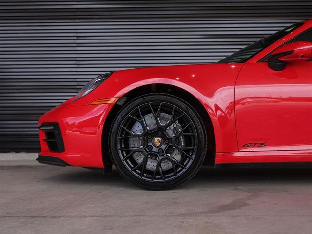 Photo of 2023 Red Porsche 911