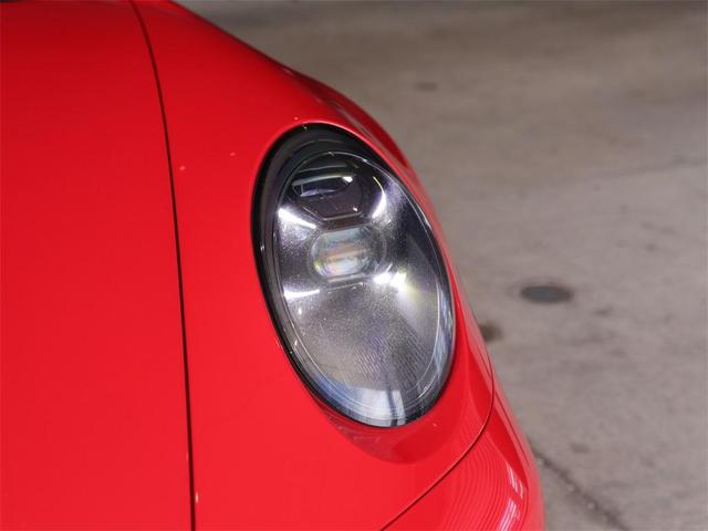Photo of 2023 Red Porsche 911