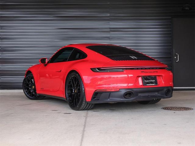 Photo of 2023 Red Porsche 911