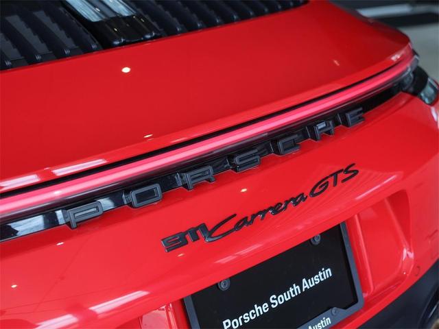 Photo of 2023 Red Porsche 911