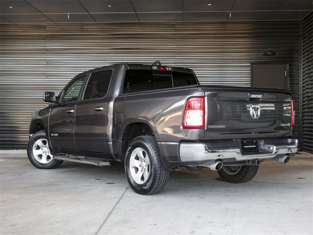 Photo of 2020 Granite Crystal Clearcoat Metallic RAM 1500