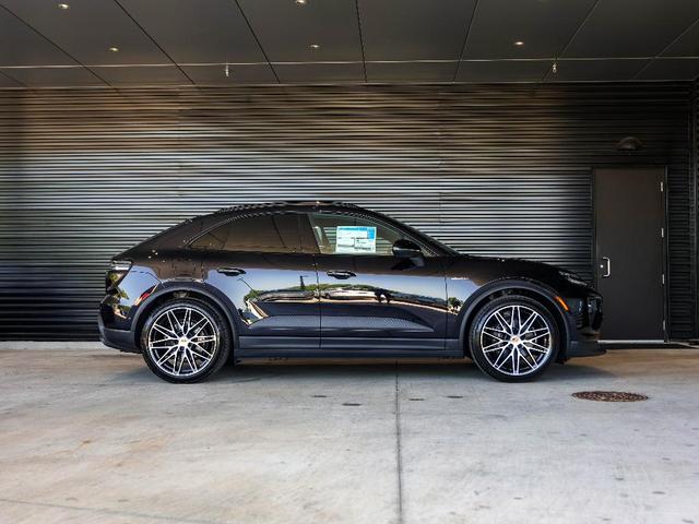 Photo of 2025 Jet Black Porsche Macan