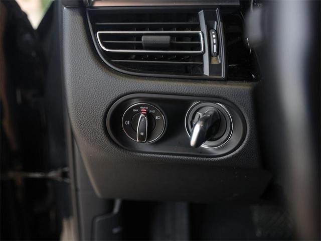 Photo of 2023 Volcano Grey Metallic Porsche Macan