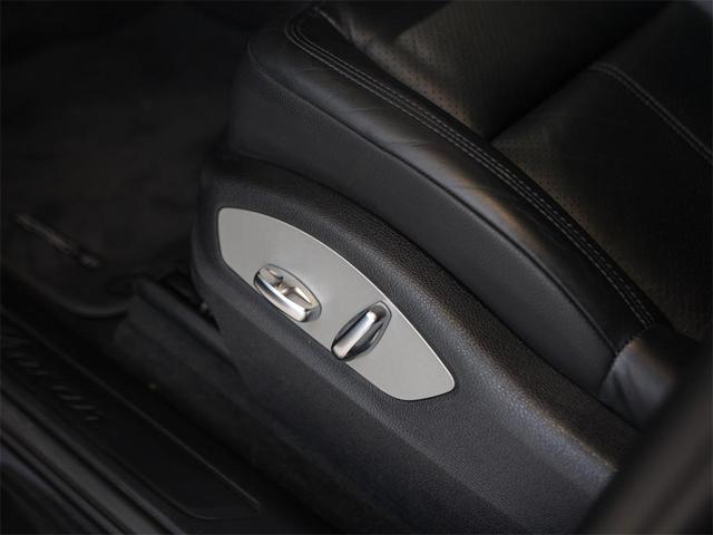 Photo of 2023 Volcano Grey Metallic Porsche Macan