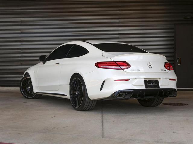 Photo of 2021 designo Diamond White Metallic Mercedes-Benz AMG C 63