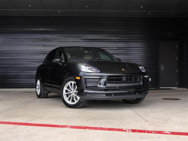 Photo of 2025 Black Porsche Macan