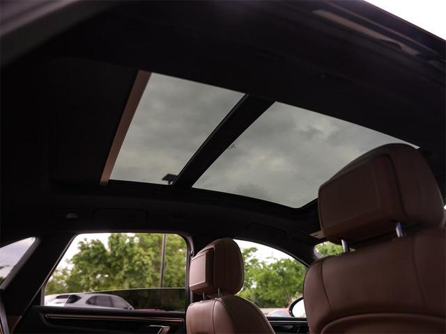 Photo of 2025 Black Porsche Macan