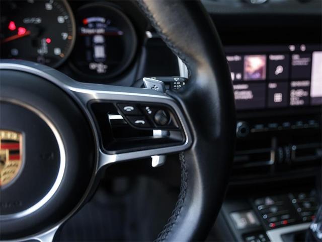 Photo of 2021 Night Blue Metallic Porsche Macan