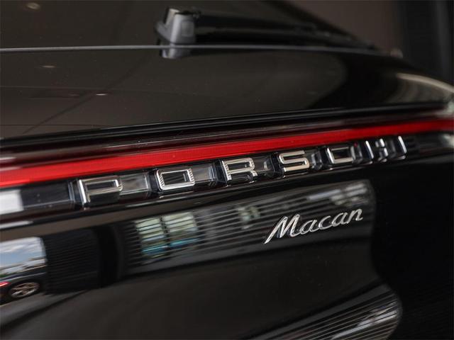 Photo of 2025 Black Porsche Macan