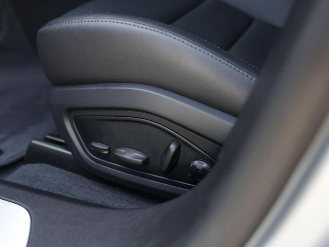 Photo of 2025 Dolomite Gray Porsche Taycan