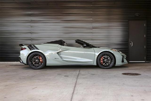 Photo of 2024 Green Chevrolet Corvette