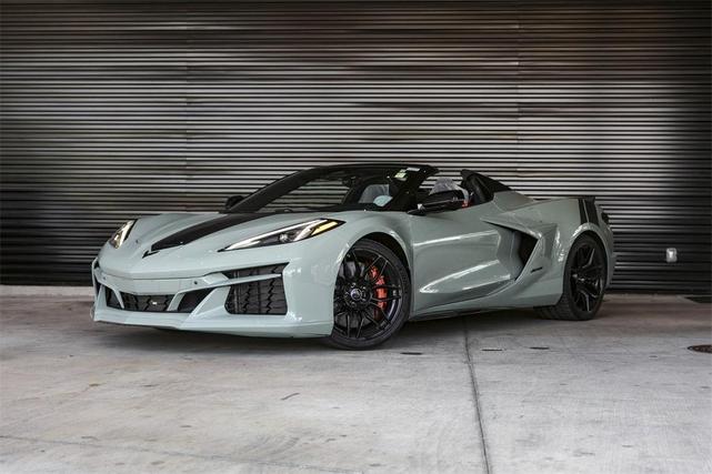 Photo of 2024 Green Chevrolet Corvette