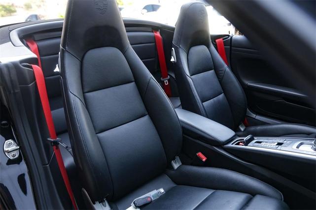 Photo of 2017 Black Porsche 911