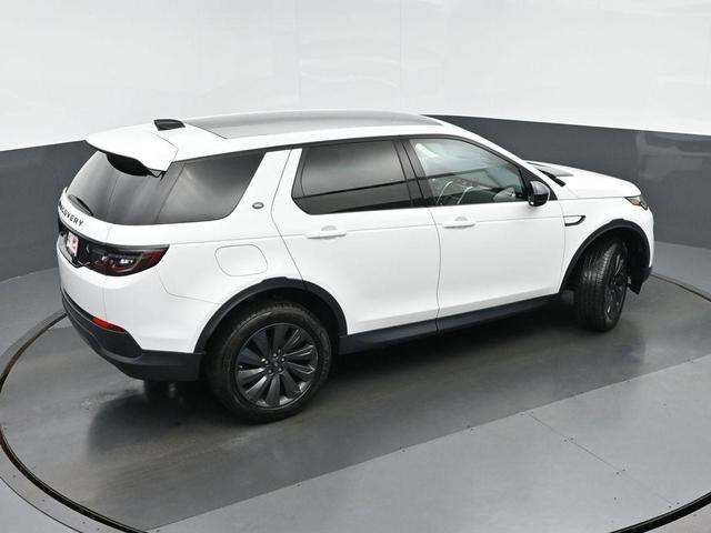 Photo of 2020 White Land Rover Discovery Sport